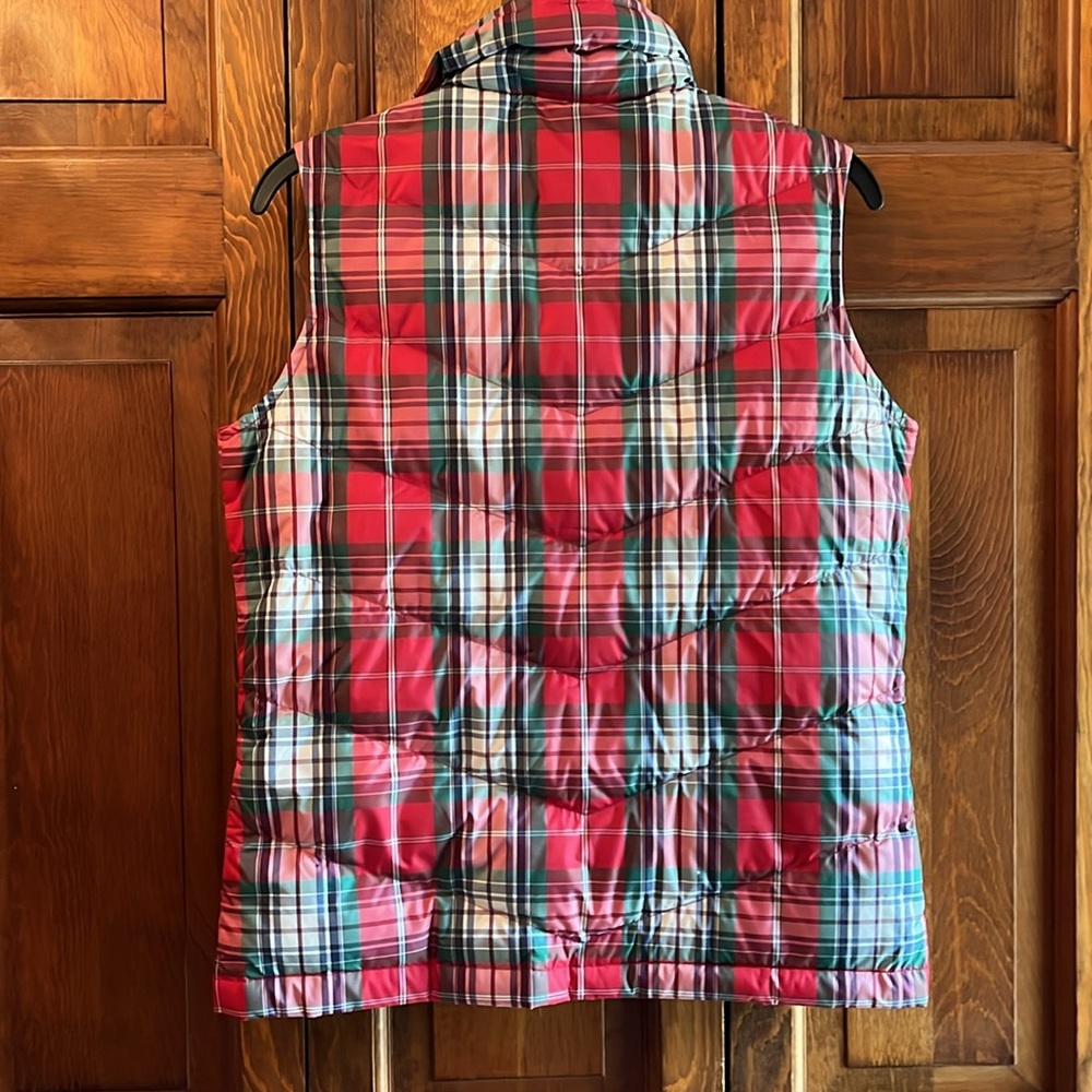 Land’s End Puffer Vest - Picture 3 of 6